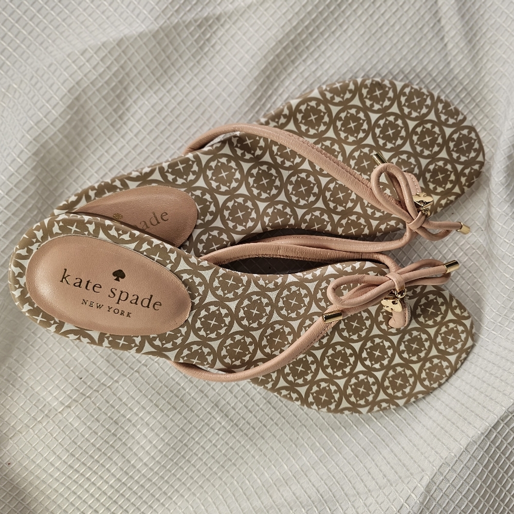 *LIKE NEW* Kate Spade Sandals/Flip Flops